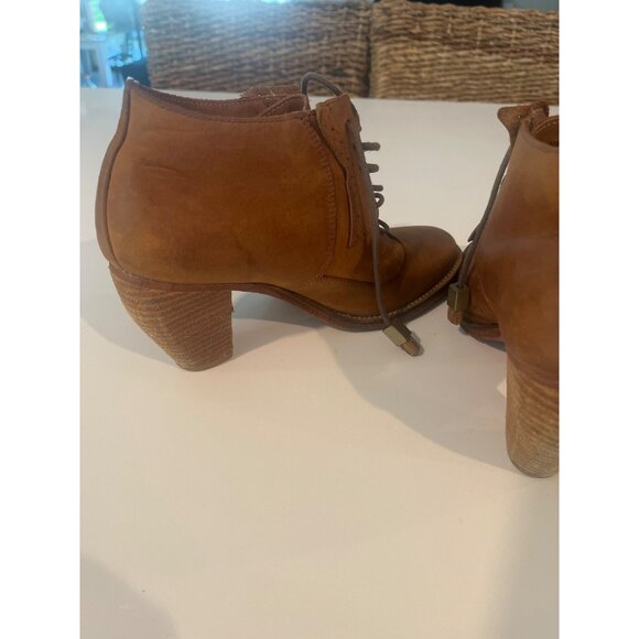 Vintage-Inspired Brown Leather Sidesaddle Lace-Up Ankle Boots With Chunky Heels - Picture 4 of 7